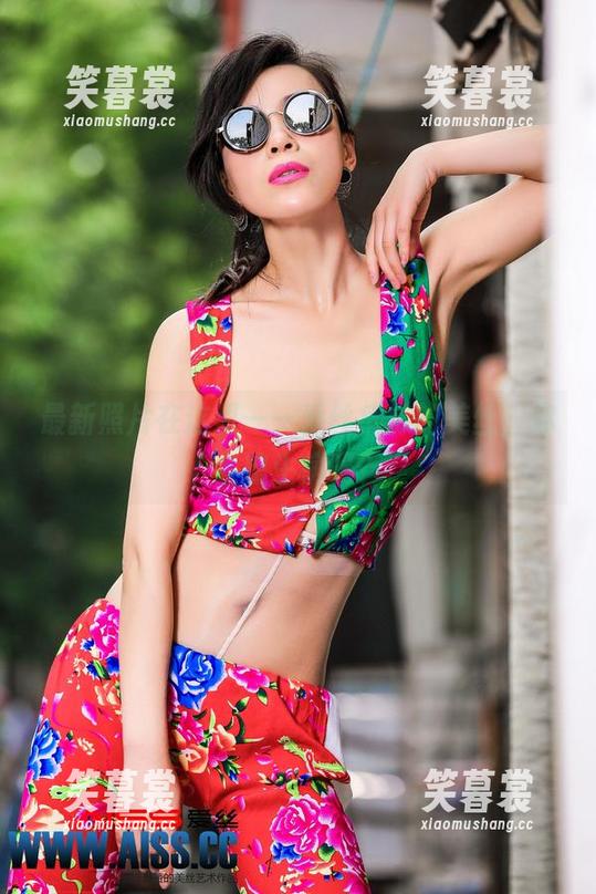 最新照片在这里——爱丝病栋的美丝，你会想生病吗？