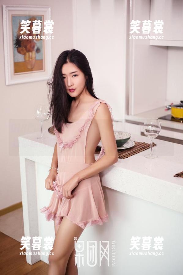 GIRLT果团网-王语纯 GIRLT果团网 - 王语纯:红裙图册,免费送你眼睛的宠幸,不知道要不要收钱呢?