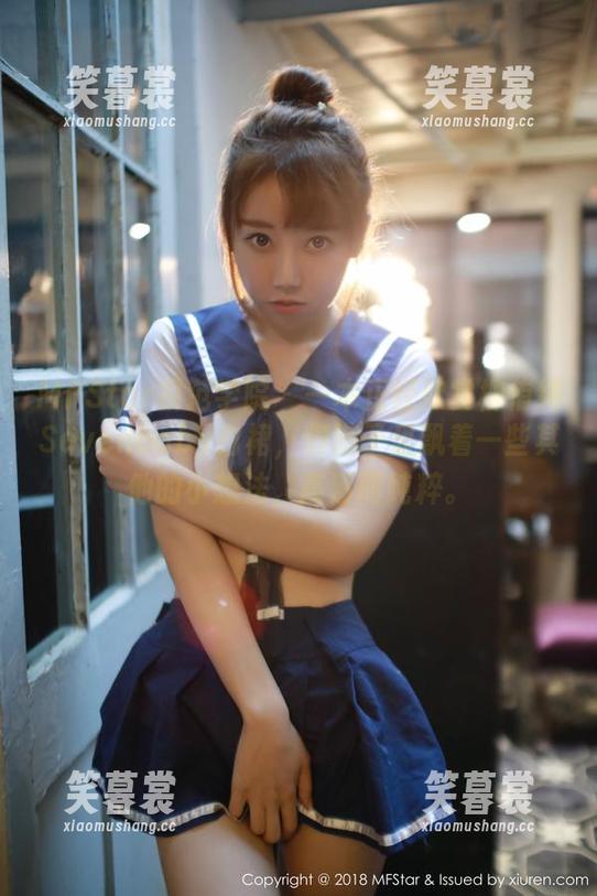 MFStar模范学院-柳侑绮Sevenbaby MFStar模范学院 - 一本正经欣赏柳侑绮Sevenbaby白裙,但脑子里飘着一些其他的小想法,高清而纯粹。