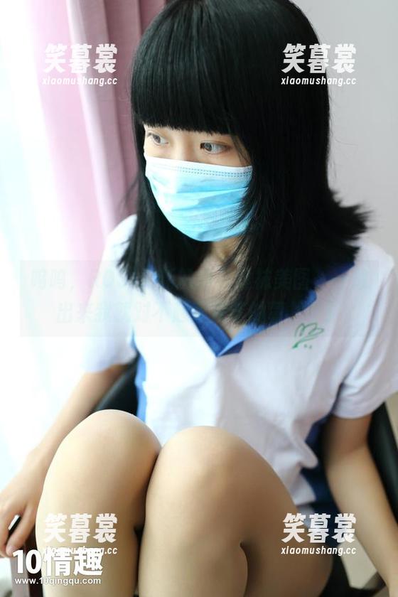 呜呜，ROSI更新的白色丝袜美图，一放出来我就对不起正在吃的薯片了！