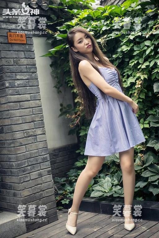 TouTiao头条女神-郭忆然 TouTiao头条女神 - 白色合集,郭忆然把清新穿出了新高度,看着看着我都想买白刷了!