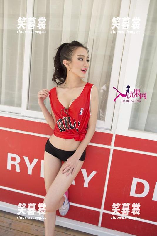 UGirls尤果网-王幼贞 UGirls尤果网 - 瞧!王幼贞的白色之旅:轻轻翻阅她的原图和图册,想象次元的开关