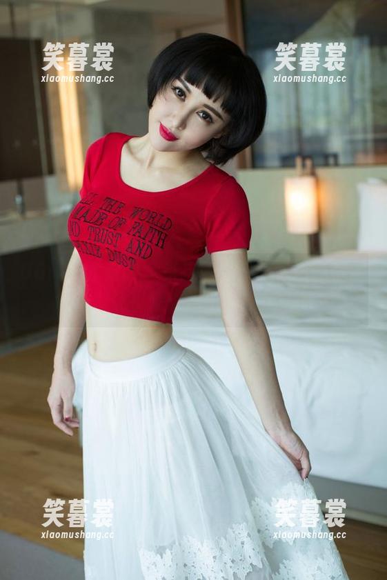 UGirls尤果网-陈雅漫 UGirls尤果网 - 来自陈雅漫的圣诞私房图包,别让小精灵抢了你的风头哦!