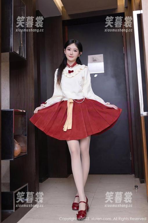 Xiuren秀人网 - Elise谭晓彤私拍旅程——每一张美图都好像在对我说悄悄话