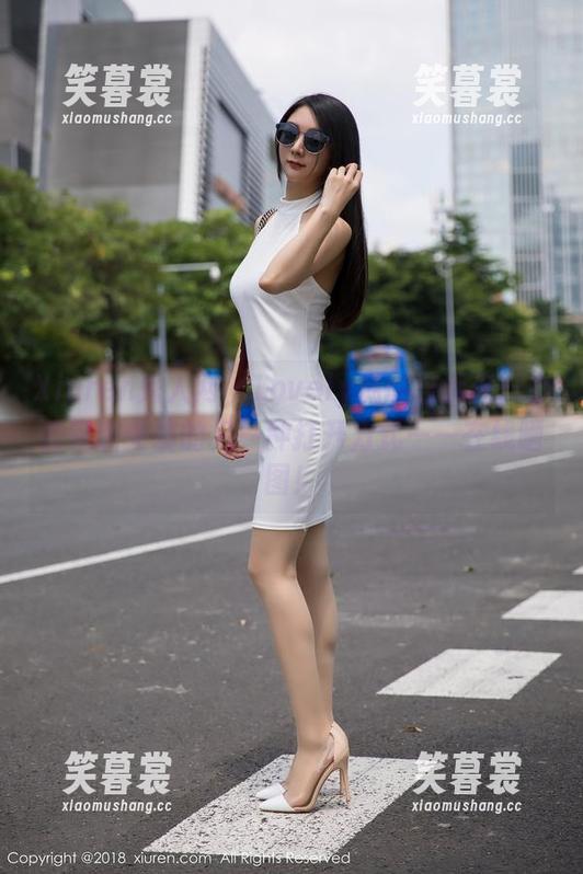 Xiuren秀人网-Lovely璐璐 Xiuren秀人网 - Lovely璐璐告诉你:办公室职业装的另一种打开方式——在线晒图!