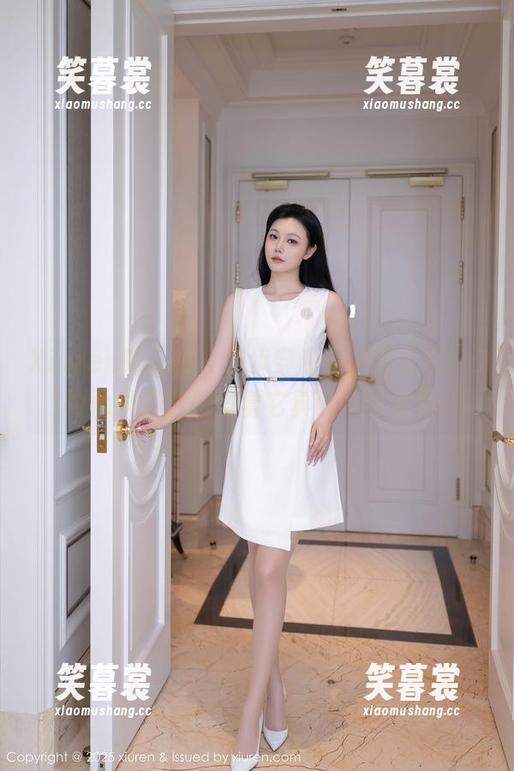 Xiuren秀人网 - 徒步穿越美脚的午后，Olivia童安琪的写真它真的惹人注目。
