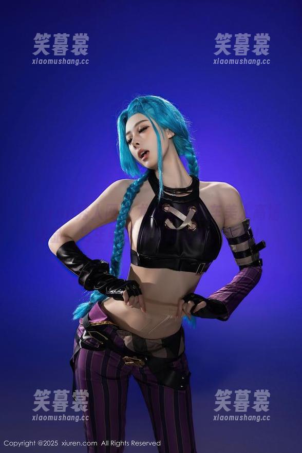 Xiuren秀人网 - 尤妮丝的香车美人高清作品，男生看了都直呼过瘾，哈哈！