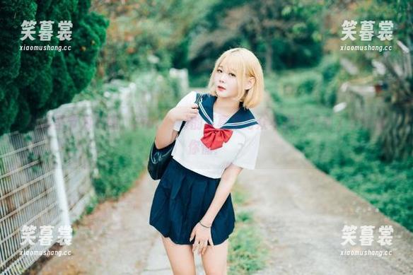 以万圣节为灵感，Zia(지아)的写真集与众不同！下载了才能说你懂！