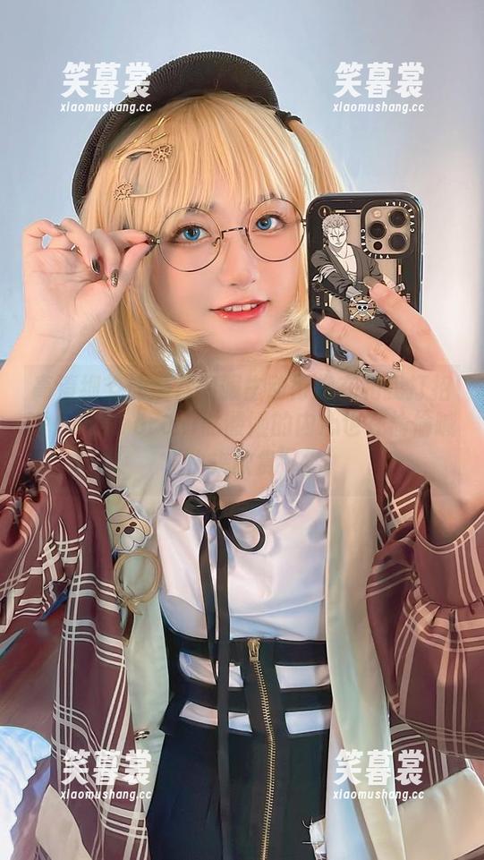 高清细节让酒吞和服生动得像在和我打招呼，难道roroki骷髅姬的内心也在偷偷喊“快来欣赏”？