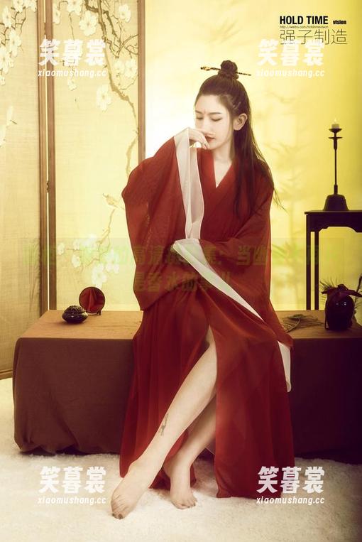 丽柜-婷婷 丽柜 - 婷婷的高清摄影集:当幽香不再只是香水的事儿