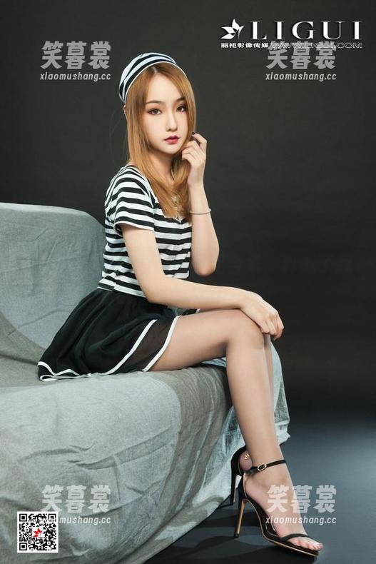 丽柜 - 黄芬的原图和美足合集，真成了我这破脑袋的神灯了……