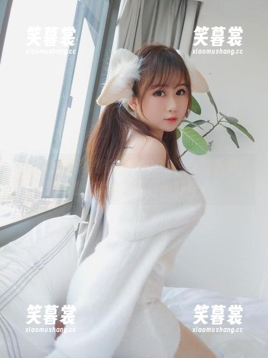 精选依依超级懒的厨娘COS，有些东西，光是看点就能满足你的好奇心！