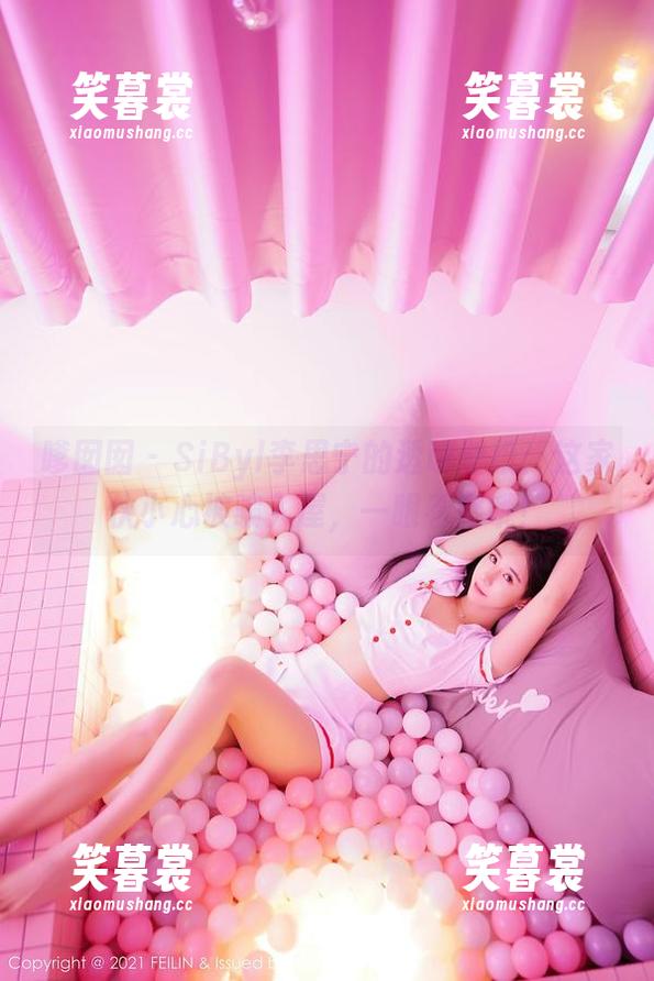 嗲囡囡-SiByl李思宁 嗲囡囡 - SiByl李思宁的透明壁纸:这家伙小心被骗入屋,一眼看穿哦!