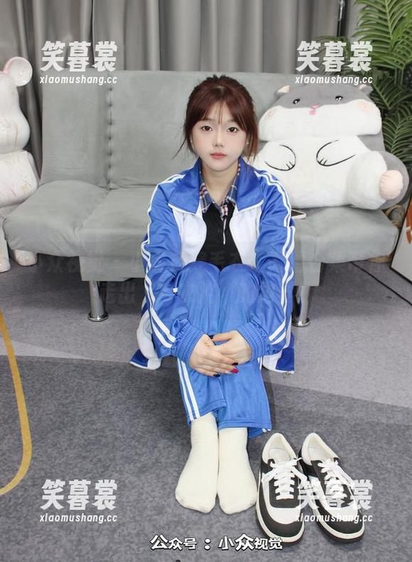小众视觉 - 小薯条穿毛衣：高清合集带你走出‘毛衣控’的边界！
