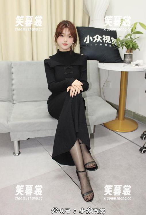 小众视觉-悦悦 小众视觉 - 悦悦的透明之旅,记得要隔着屏幕欣赏这份写真集分享哦,毕竟没人想被透明!