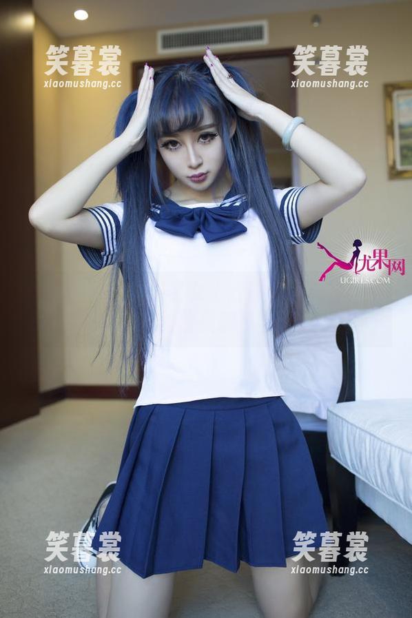 尤果网-杨果果 尤果网 - 杨果果比女王还顺眼的私拍:满屋子的化妆品都在显摆!