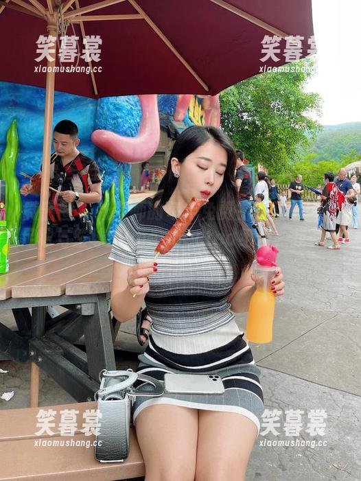 微密圈 - 张老师的每年免费主题又上线！足球与篮球的unexpected组合，我竟爱了