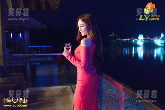 推女神 - 一条吊带，Kiren_程程程的定制哲学，别急，慢慢看！