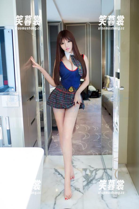 推女郎 - 何奕恋清纯写真集：更新又是一场不那么意外的邂逅