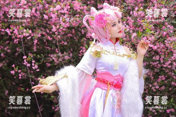 桃暖酱 古典美与现代妆的奇幻碰撞:桃暖酱的西域皇后合集