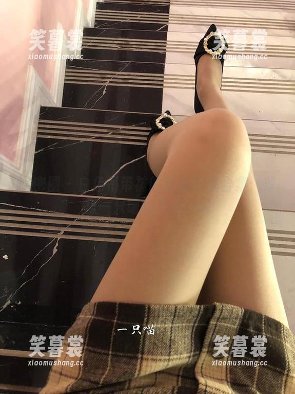 梦里一只喵 微密圈 - 白色吊带袜的荒唐作品合集:梦里一只喵的灵光一闪