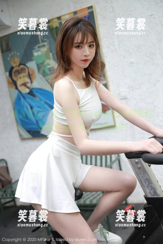 模范学院-艾莉Evelyn 模范学院 - 来自艾莉Evelyn的礼服时刻,原图信息公开,下载愉快!