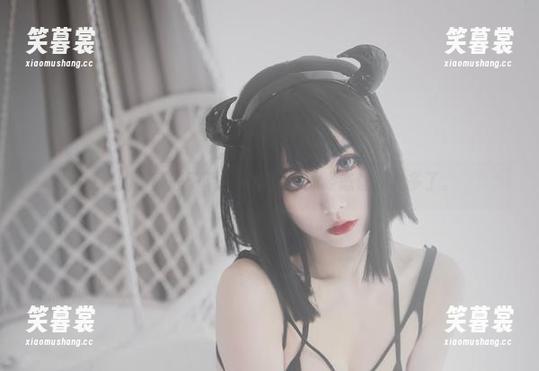 说好的清颜颜子呢？阿狸护士的姿态让我想多了。