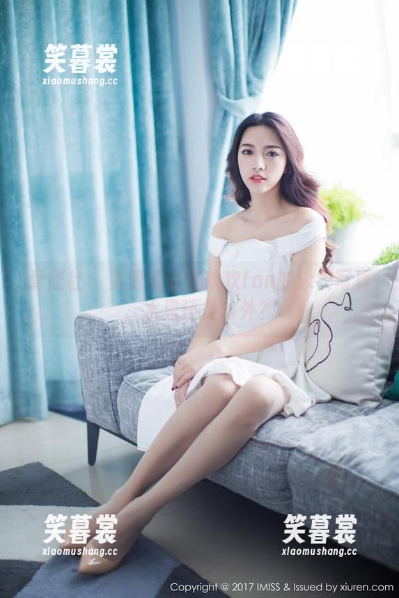 爱蜜社 - 免费看看江欢欢fon的泳衣写真，水里还是水外？