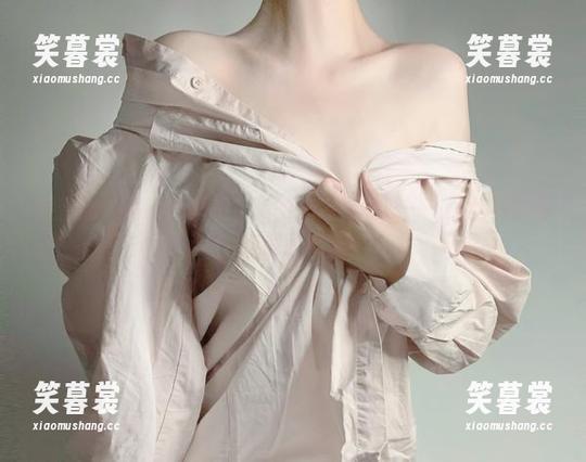 微密圈 - 高清分享相扑猫的沉稳与叛逆——黑丝吊带有点东西呢。