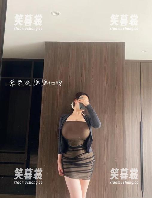 微密圈 - 坐拥壁纸，享受懒散，童小芯的居家写真让人想窝着！