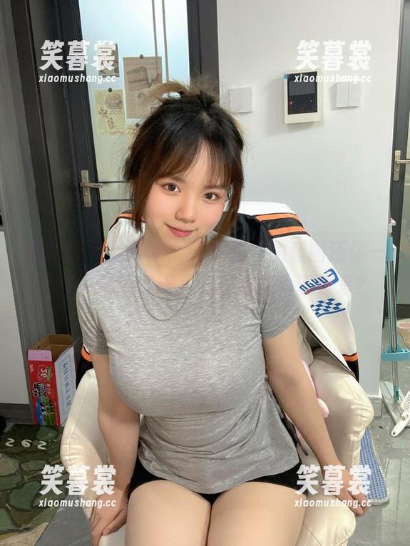 葱油饼er 微密圈 - 圣诞季,葱油饼er的套图还你一个不一样的冬天,下载后转角遇到爱?