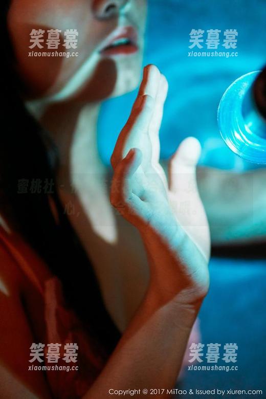 蜜桃社 - 伊琳连衣裙大合集，免费！但小心，可能会让你多想哦。