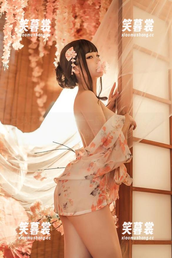 当兔子邂逅小姐姐——蜜汁猫裘写真集更新，才发现我竟开始怀念兔子的耳朵！