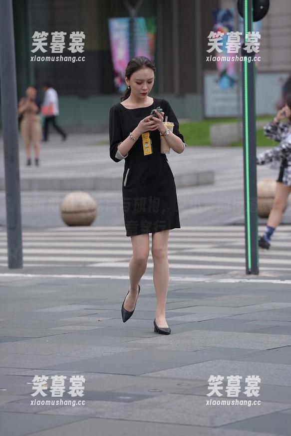 魔镜街拍 - 私房与旗袍，艾小青的街道随意穿行