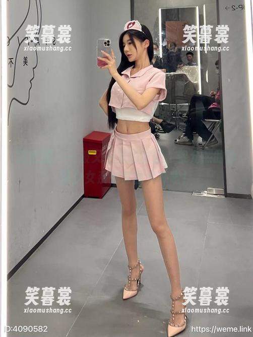 微密圈 - 一波又一波的甜蜜，黎允熙的珍珠少女系列套图来扑啦！